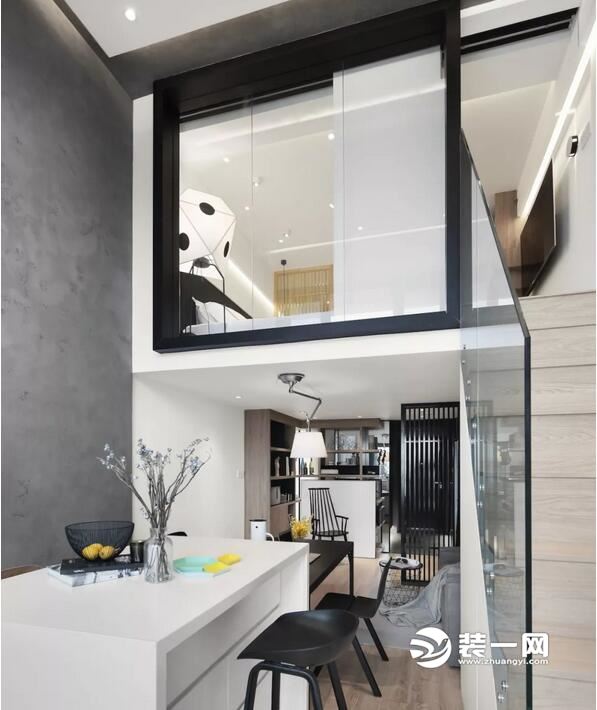 96平黑白灰loft公寓装修样板房 设计师自己的小家