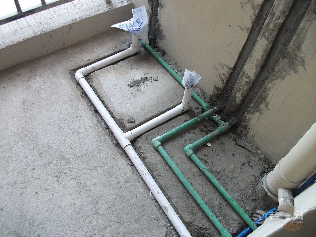 卫生间管道装修设计图
